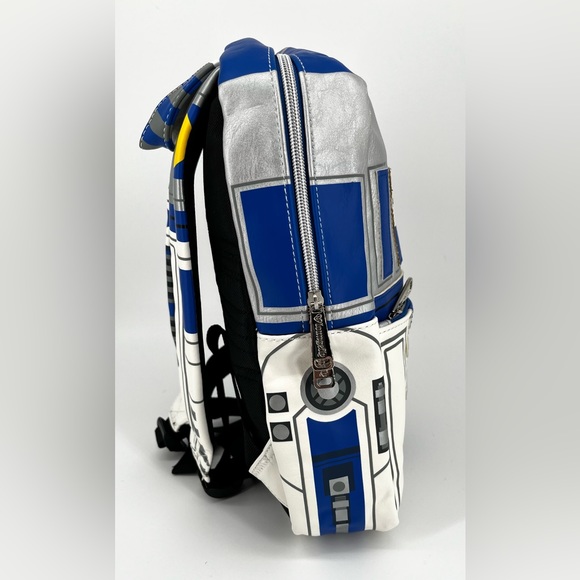 Loungefly R2-D2 backpack - Picture 3 of 8